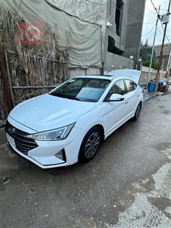 هیوندای ئەلەنترا